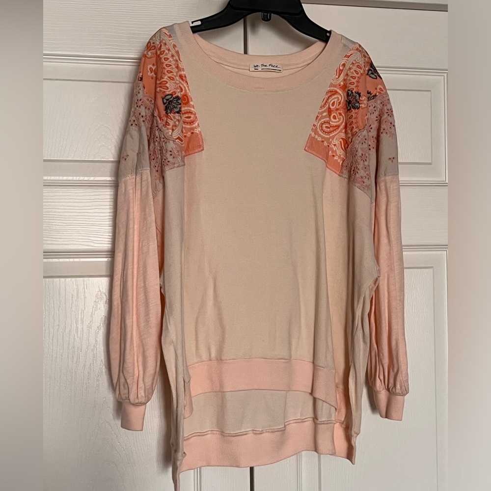 We the Free peach top🍑